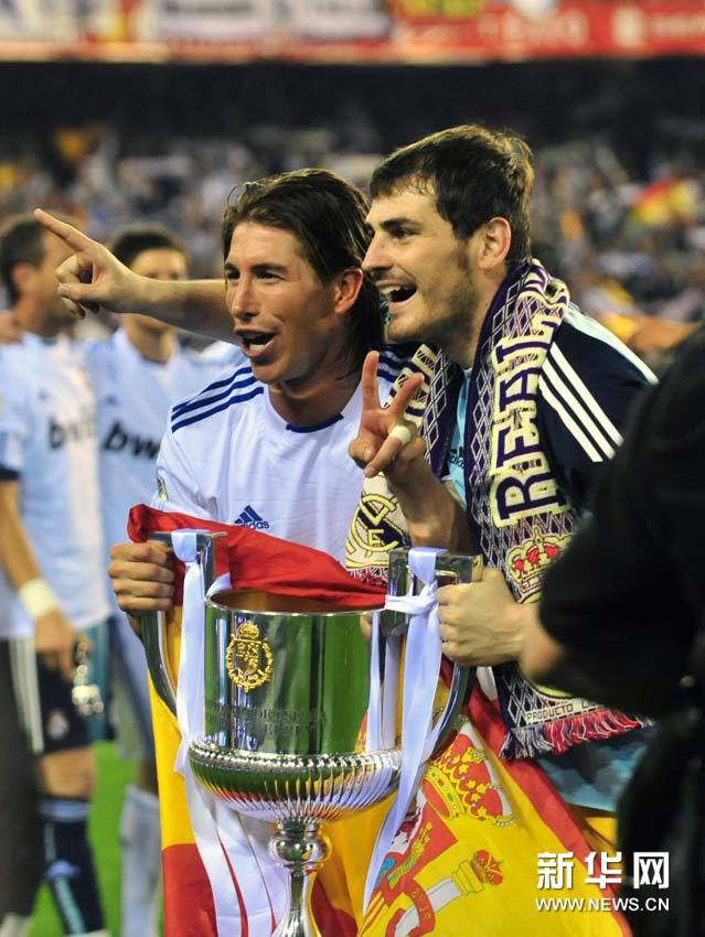 九游-包含罗马发布备战花絮，赛前绝杀压哨，国王杯任务艰巨，阵容厚度经受考验的词条