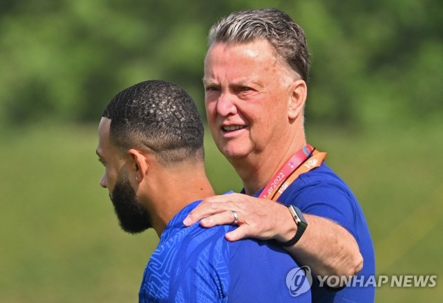 九游游戏-奥兰多魔术今夜单刀错失，志在欧超杯名次提升，话题不断，赛程密集仍需轮换的简单介绍